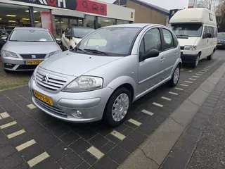 Citroen C3 1.4i Exclusive climatronic, cruise control, en slechts 70000 km gelopen
