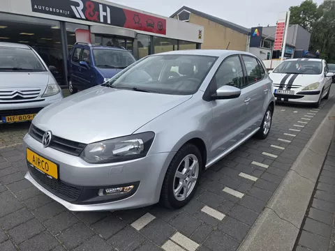 Volkswagen Polo 1.2 Easyline 5 deurs, airco, navigatie, stoelverwarming, sportvelgen