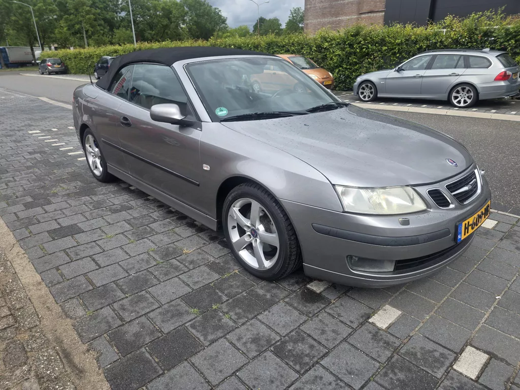 Saab 9-3 Cabrio 1.8t Linear airco, parkeersensoren , sportvelgen, elektrische kap, enz