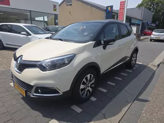 Renault Captur 0.9 TCe Authentique 5 deurs, airco, cruise control, sportvelgen, trekhaak enz.